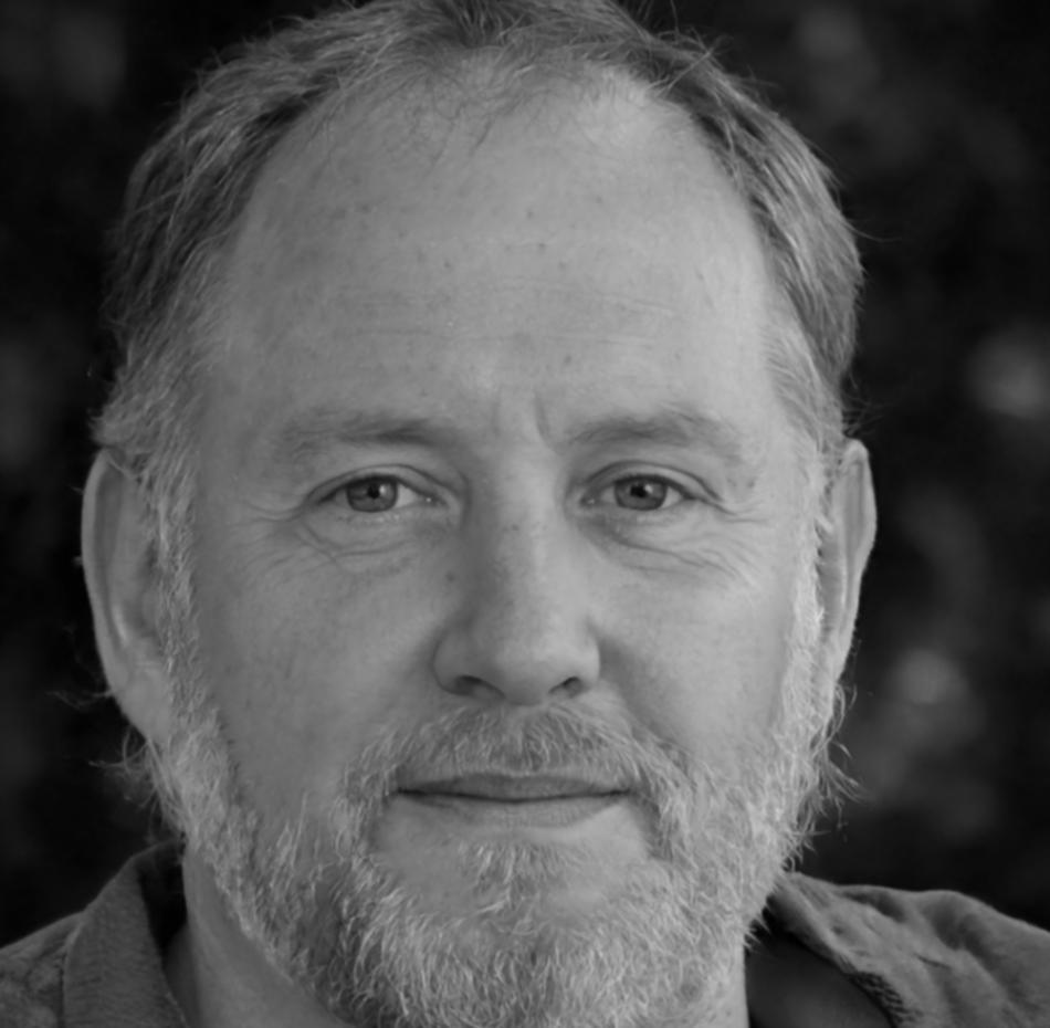 Carlos Mendoza, analista financiero